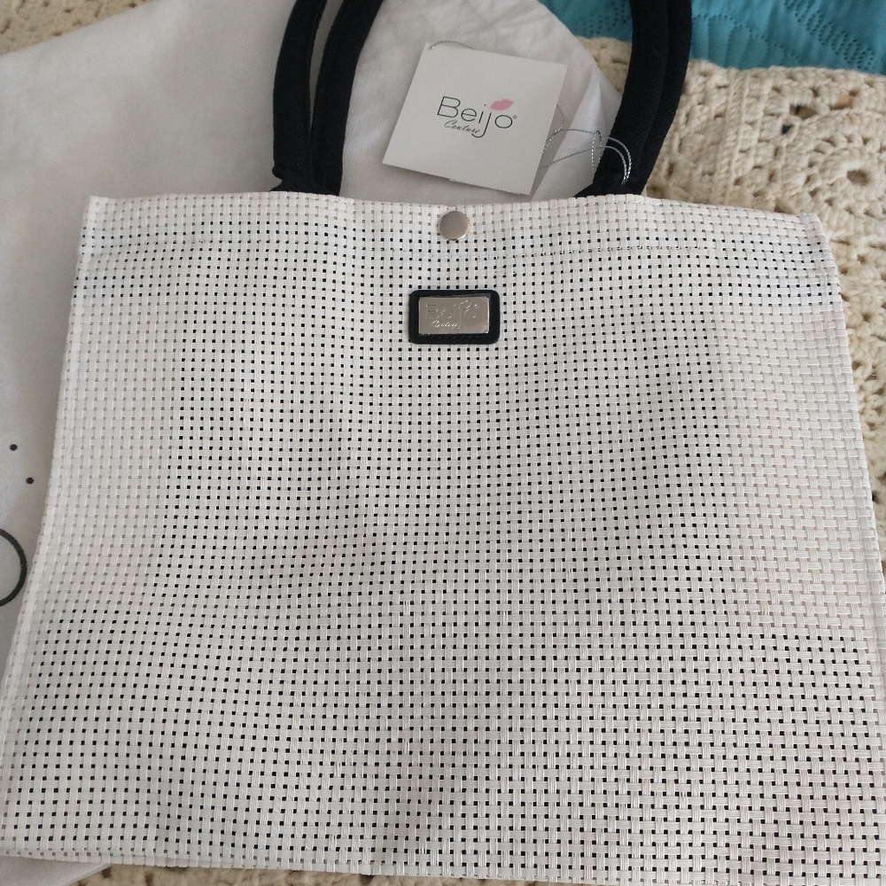 New Beijo medium tote